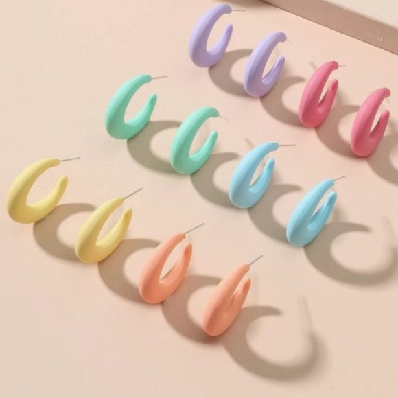 3/$20 fun colorful earrings pack - Picture 1 of 11
